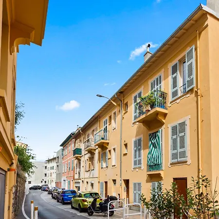 Idealement Situe - Et Paisible - Gk Apartman Beausoleil